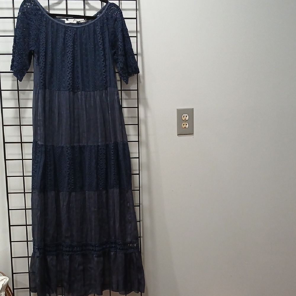 Blue Tiered Maxi Gown with Scoop Neck for Wedding Guest